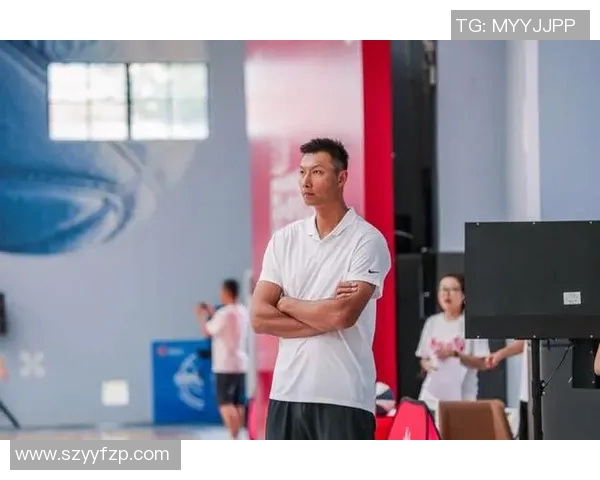 易建联：从篮球场上的传奇到生活中的榜样，探索他的奋斗与坚持之路