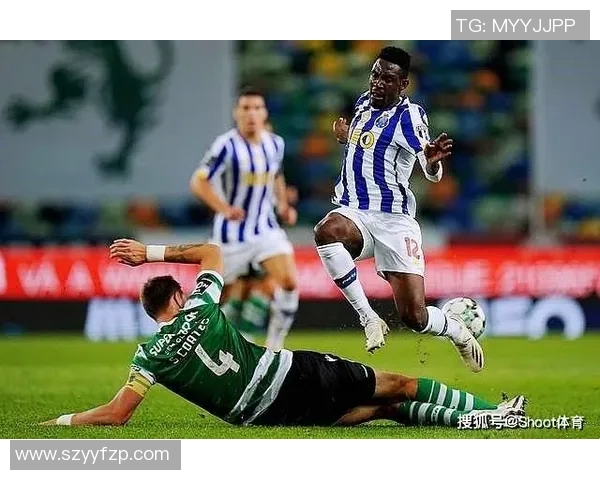 阿维斯与莫雷激战正酣谁能在这场较量中笑到最后