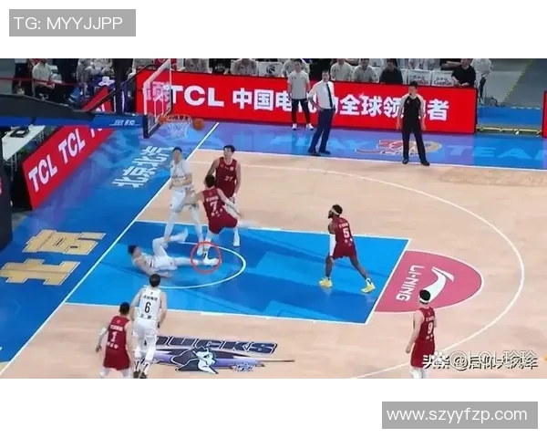 2016年CBA季后赛北京队与上海队激战正酣精彩瞬间回顾