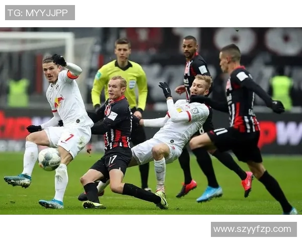 佛莱堡主场迎战汉诺威争夺德甲积分榜关键战役